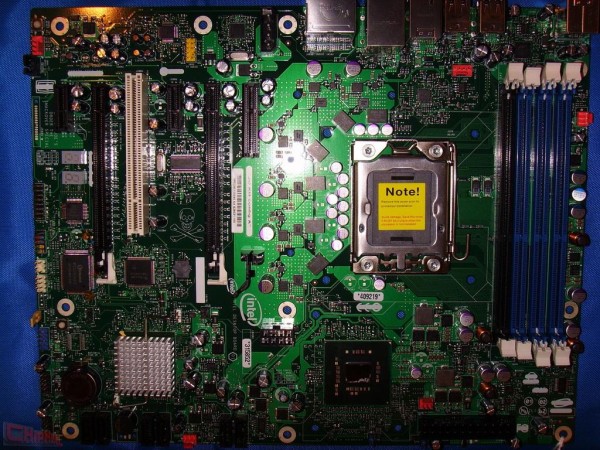  ## Intel X58 Yonga Setli Anakartını Yeniden İsimlendirdi ##