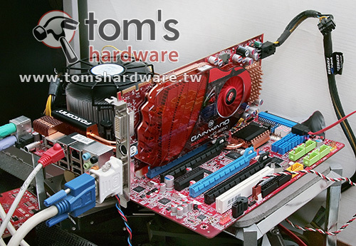  ## ATi Radeon HD 4850 ve 2.93GHz'de Çalışan Nehalem Aynı Sistemde ##
