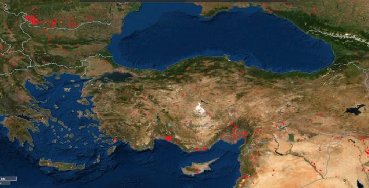 NASA manzaralarıyla Türkiye'deki yangınları takip edin