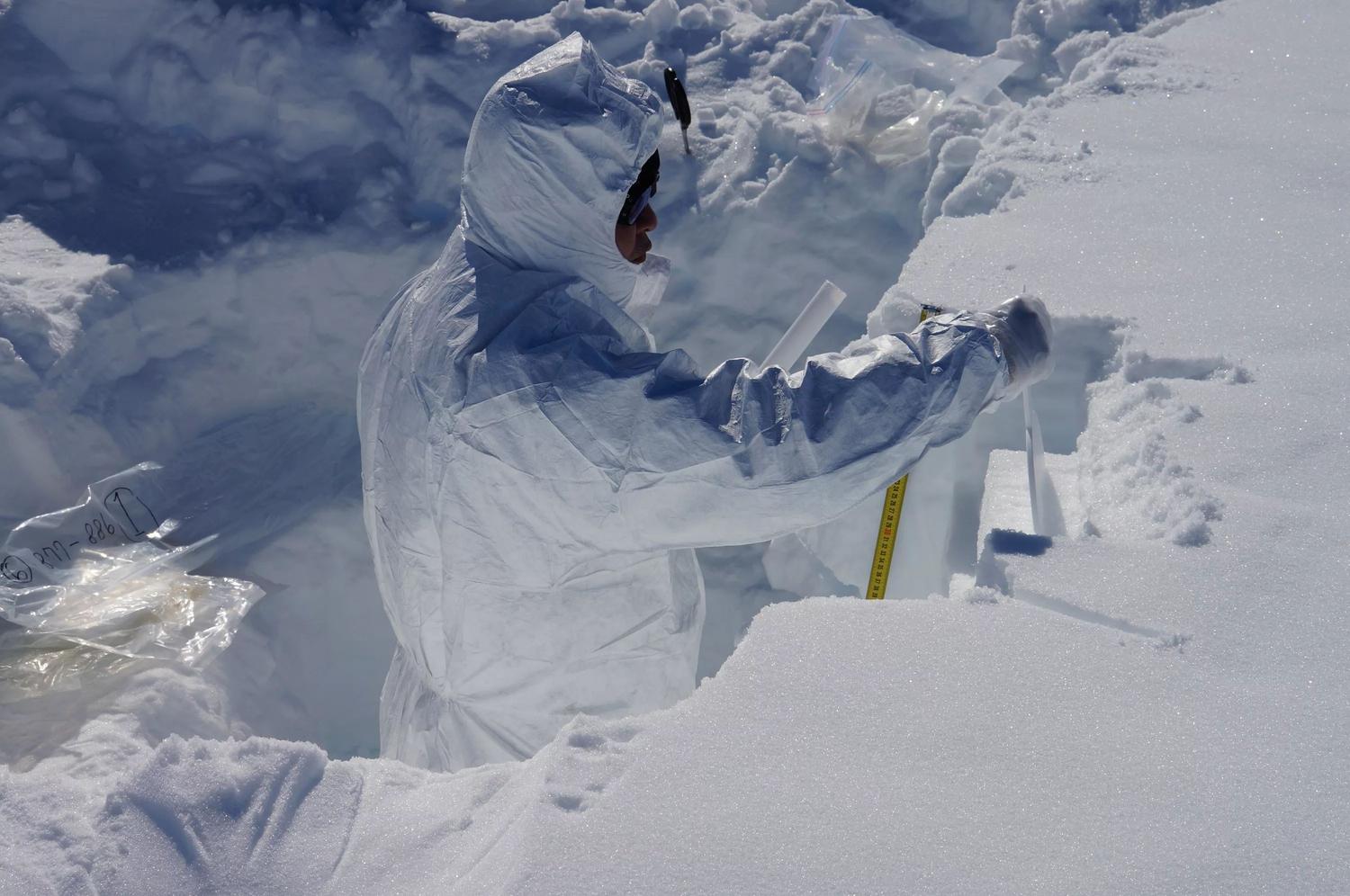 Снеговей. Исследование снега. Мониторинг снежного Покрова. Глубина снега в Антарктиде. • Снежные исследования.