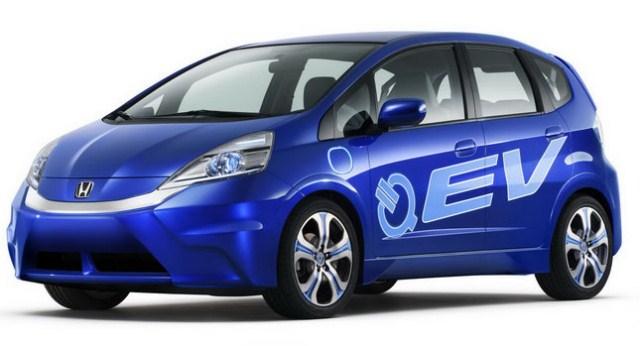 Honda, tam elektrikli modeli Fit (Jazz) EV Concept'i sergiledi