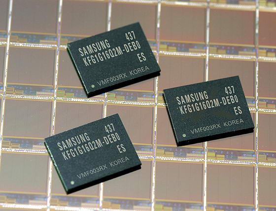 Samsungdan gelecek nesil taşınabilir cihazlar için 1 Gb OneNAND Flash hafıza modülleri