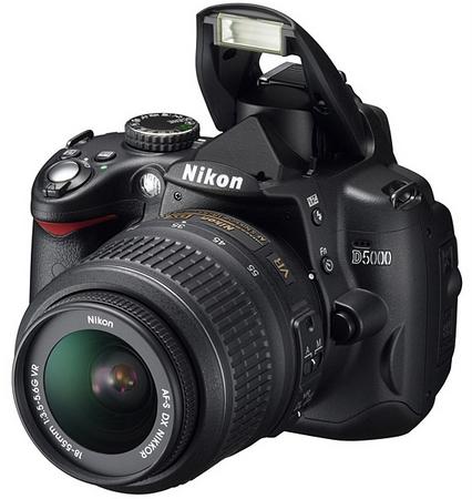 Nikon D5000; D-SLR kameralarda video kaydı yaygınlaşıyor