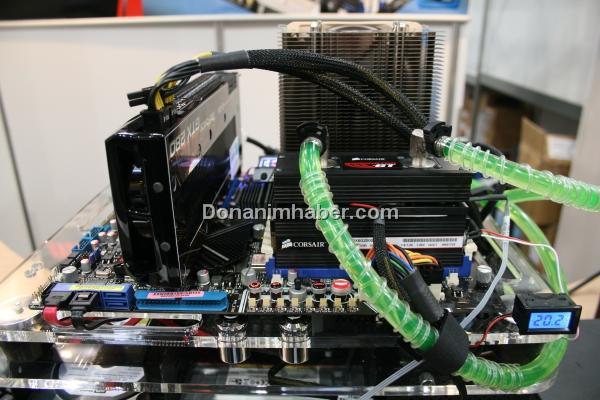 CeBIT Özel: Corsair'den Dominator GT serisi su soğutmalı DDR3 kit