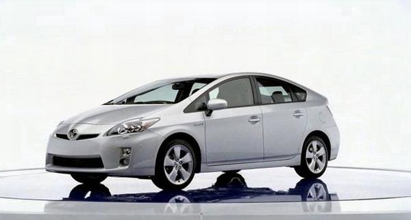 Yenilenen Toyota Prius; Yakıt verimliliği en yüksek Hybrid otomobil
