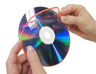CD ve DVD çizilmelerine son ; Protective Disc Skins, Medyanız kırılmadığı sürece sorun yok