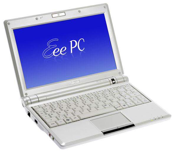 Asus Eee PC 900'ün fişini çekmeye hazırlanıyor