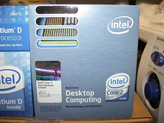 Intel Conroe E4300 ve Pentium D 935 satışa sunuldu