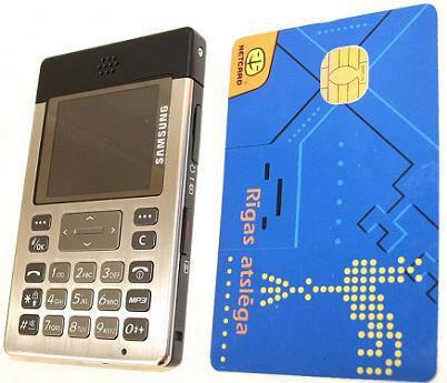 Kredi kartı kadar alanda son model cep telefonu ; Samsung SGH-P300