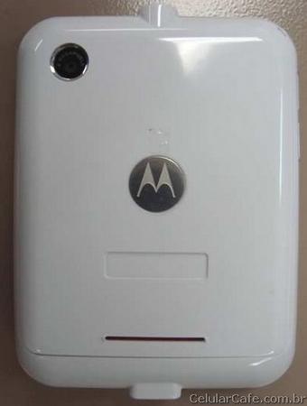 Motorola'nın QWERTY klavyeli telefonu A45 Murano Brezilya'da görüntülendi