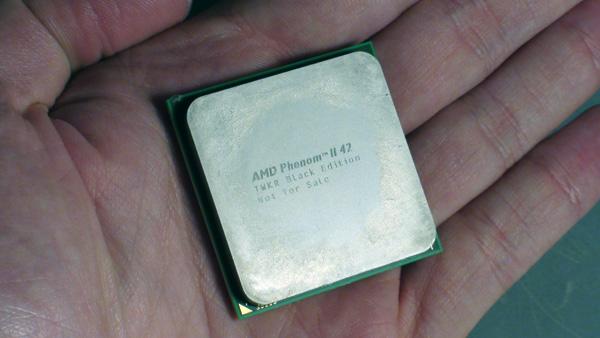 AMD'nin 'TWKR' işlemcisini test ettik