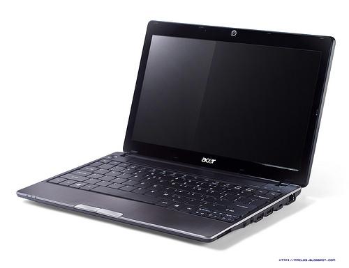 Acer TimelineX'in 11.6 inçlik üyesi 1830T detaylandı