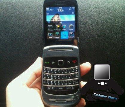 Kapaklı ve BB 6.0 işletim sistemli BlackBerry 9670 yeniden görüntülendi.