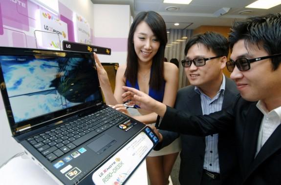 LG, 3D destekli ilk dizüstü bilgisayar modeli R590'ı gösterdi