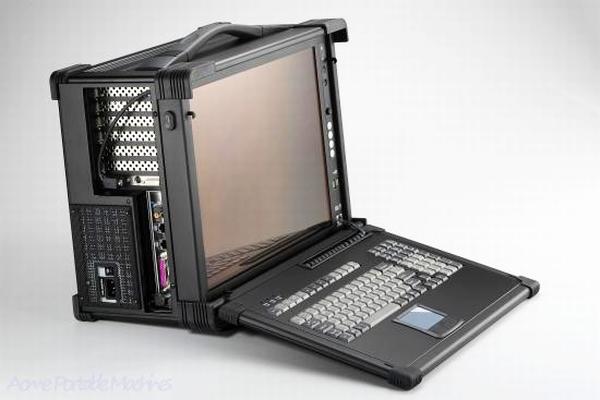 24TB depolama alanı sunan taşınabilir bilgisayar: Acme Comrade