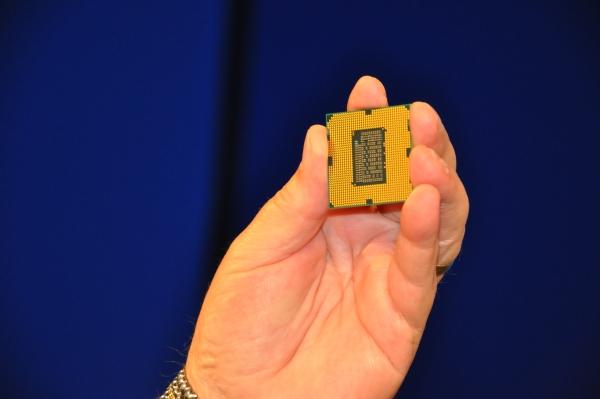 Intel yeni nesil Sandy Bridge işlemcilerinin üretimine başladı