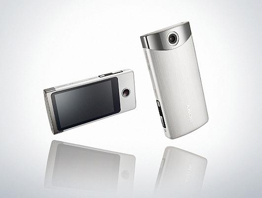 Sony, cep boyutundaki kamerası Bloggie Touch Pocket HD'yi duyurdu