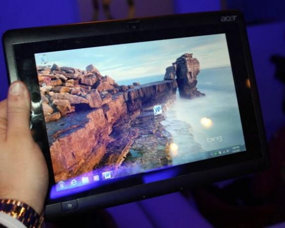 AMD Fusion işlemcili ilk tablet gün ışığına çıktı: Acer Iconia