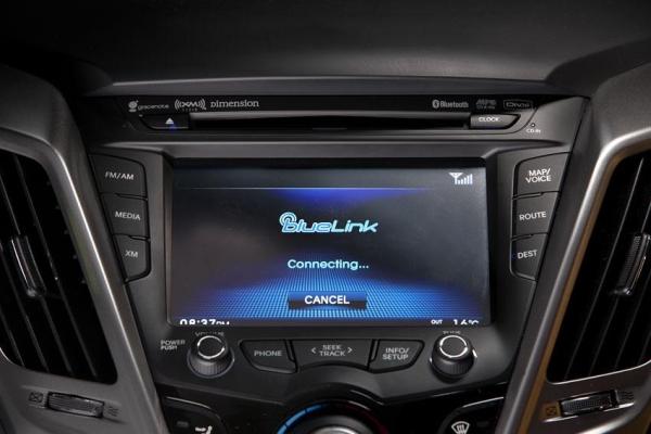 Hyundai araç-içi kablosuz iletişim platformu Blue Link'i tanıttı