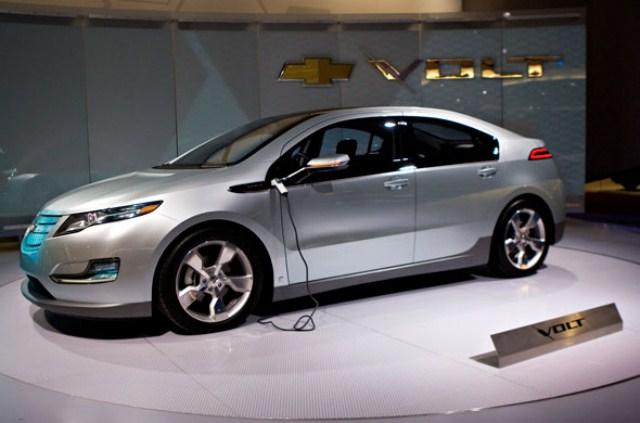 Elektrikli Chevrolet Volt'un satışları Nissan Leaf'i neredeyse 4'e katladı!