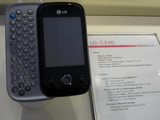 QWERTY klavyeli LG C330 kameralara yakalandı