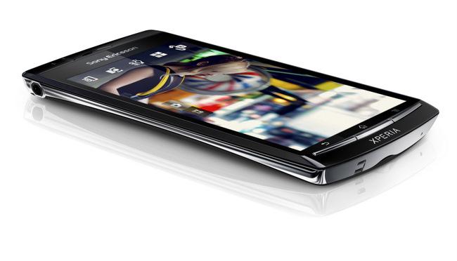 Şık tasarımlı Sony Ericsson Xperia Arc için İngiltere'de geri sayım başladı