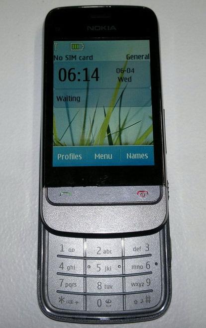 Nokia, Touch and Type serisi yeni bir cep telefonu üzerinde çalışıyor (?)