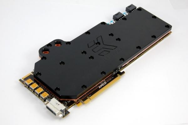 EK'nın AMD Radeon HD 6990 için hazırladığı yeni su soğutma bloğu gün ışığına çıktı