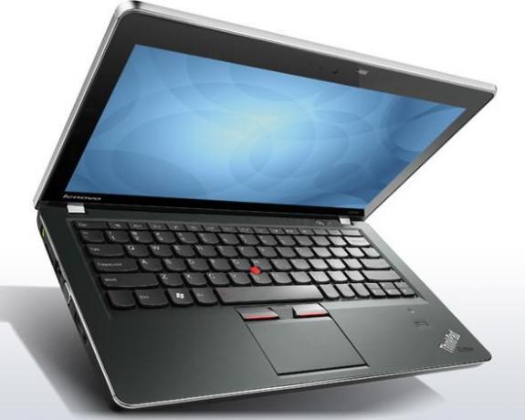 Lenovo, Sandy Bridge tabanlı ThinkPad Edge E220s'in satışına başladı