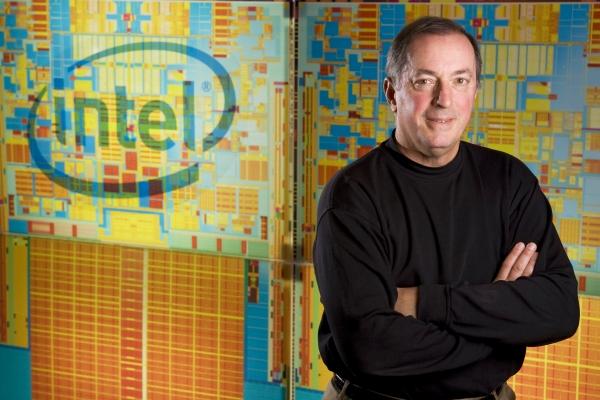 Intel tepe yöneticisi Paul Otellini, ARM ile olan akıllı cihaz rekabeti hakkında konuştu