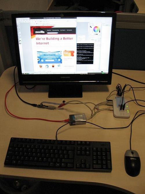 Oyun programcısı öğrenciler için 25 dolar maliyetli bilgisayar geliştirdi