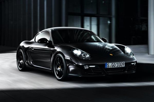 Porsche yeni Cayman S Black Edition modelini tanıttı