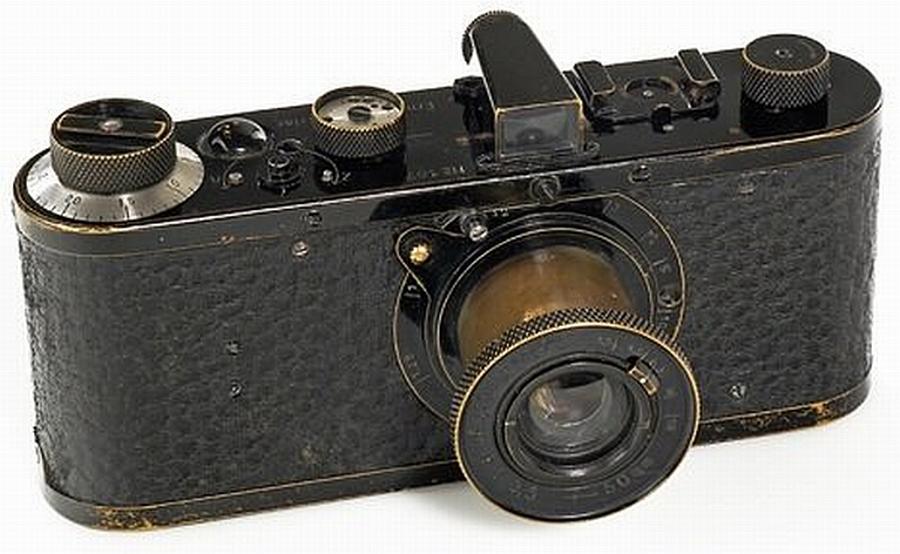 Dünyanın en pahalı Leica kamerası 1.9 milyon dolara satıldı