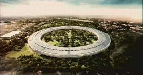 Steve Jobs, Apple'ın uzay gemisi tasarımlı yeni genel merkez projesini tanıttı