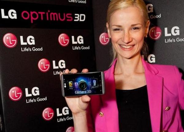 LG üç boyutlu akıllı telefonu Optimus 3D'yi lanse etti