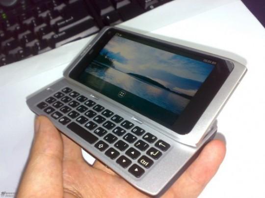 Nokia, MeeGo geliştiricileri için N950'i duyurdu