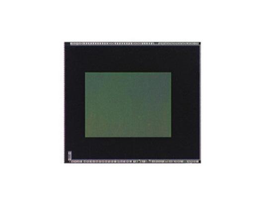 Toshiba, 1.12 mikron piksel boyutuna sahip 8 MP CMOS sensör geliştirdi