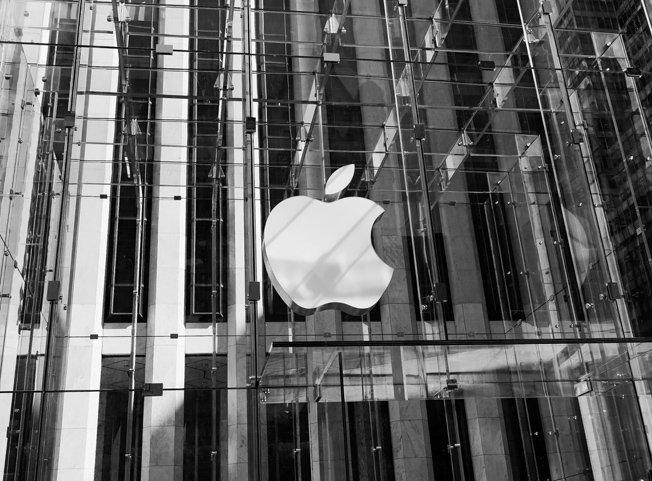 Apple 3.çeyrek sonuçlarını açıkladı; rekor gelir ve rekor sayıda iPhone ile iPad satışı