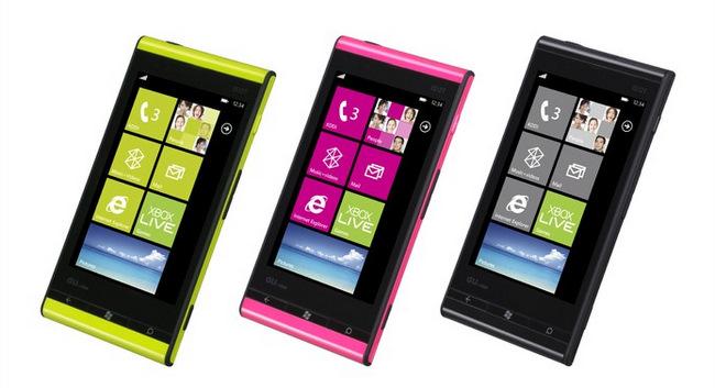 Fujitsu Toshiba IS12T; Windows Phone Mangolu ve 13.2 MP kameralı akıllı telefon