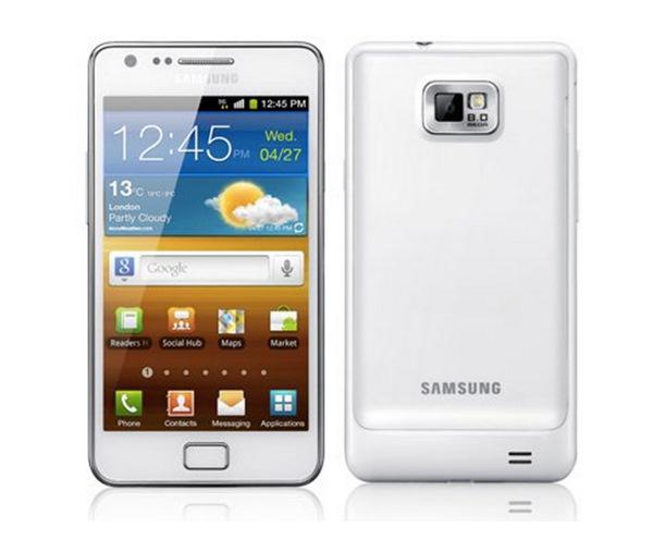 Beyaz renk seçeneğine sahip Samsung i9100 Galaxy S II görselleri ortaya çıktı