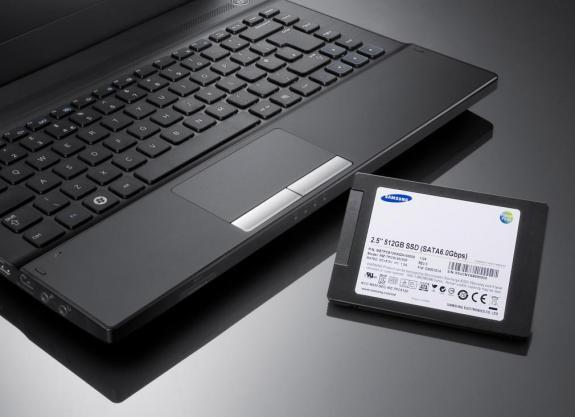 Samsung, PM830 serisi SATA-III destekli SSD sürücülerini duyurdu