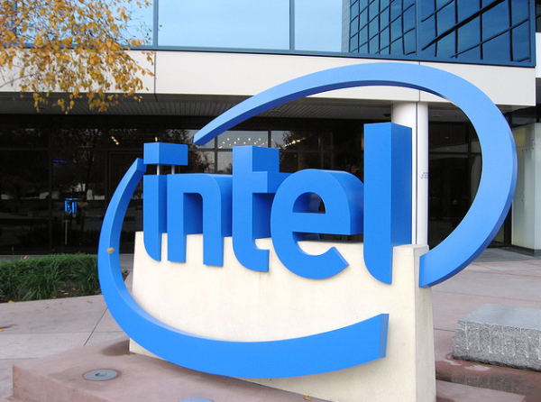 Intel 45nm Pentium işlemcilerine veda ediyor