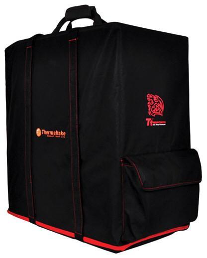 Thermaltake'den masaüstü bilgisayar taşıma çantası