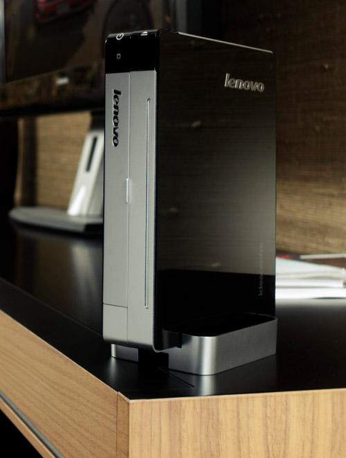 Lenovo: IdeaCentre Q180 dünyanın en küçük masaüstü bilgisayarı