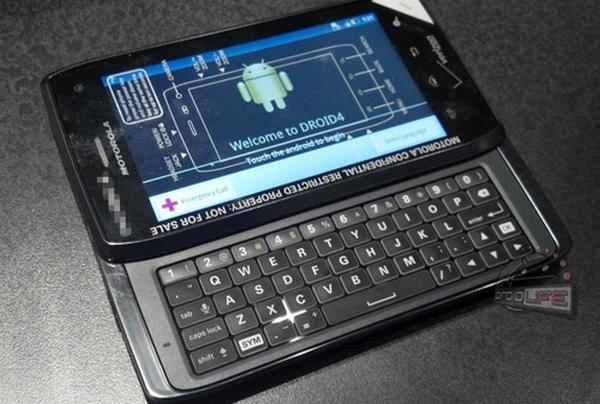 Motorola Droid 4, 8 Aralık'ta satışa sunuluyor