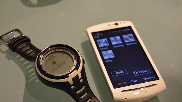 CES 2012 : Oregon Scientific'den akıllı telefonunuzla iletişim kurabilen App In Sports saat