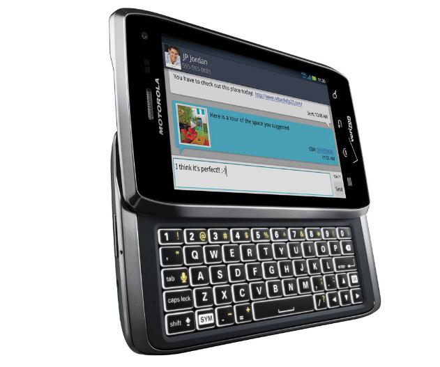 5-satır QWERTY klavyeli Motorola Droid 4, 10 Şubat'tan itibaren satışa sunulabilir