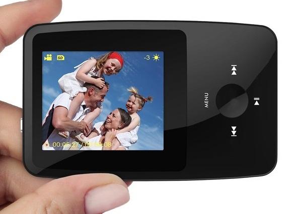 eSport Clip taşınabilir medya oynatıcı, düşük fiyat ve 5MP kamera ile geliyor
