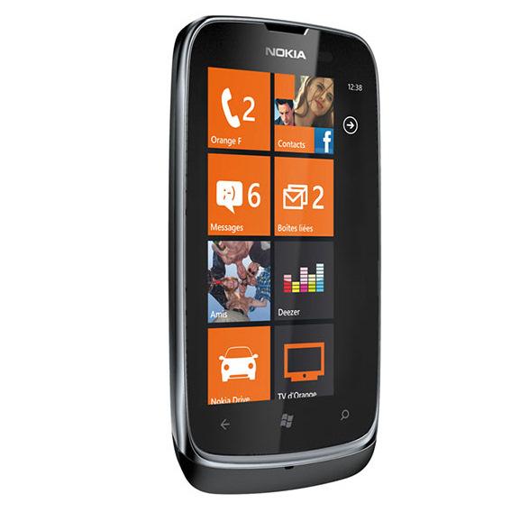 Windows Phone 7.5 Mango işletim sistemli Nokia Lumia 610 NFC tanıtıldı