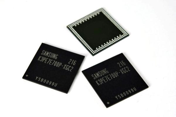 Samsung 20nm 4 gigabit LPDDR2 bellek modüllerinin hacimli üretimine başlıyor